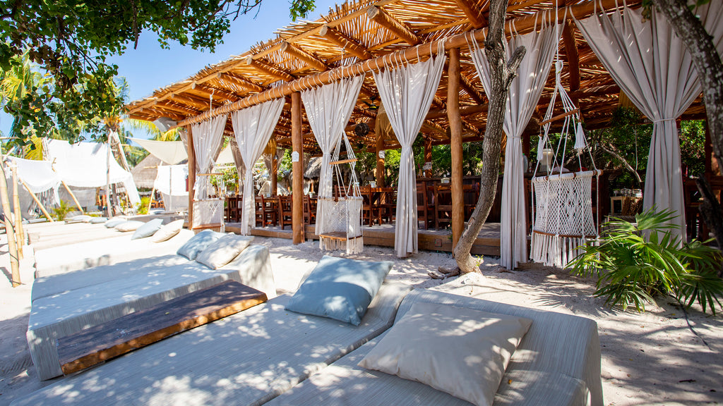 Isla Mujeres Day Pass | Beach Club Experience